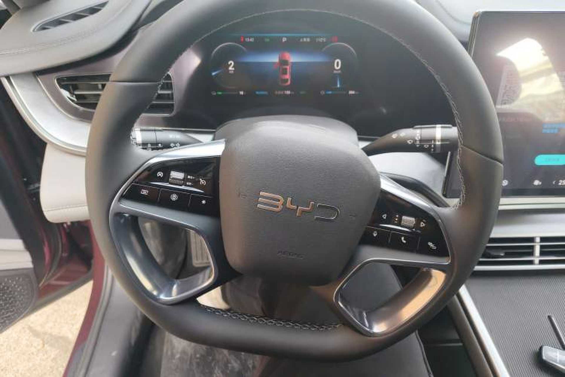 Used BYD Seal 2024 HONOR Edition DM-i 1.5L 121km Elite Model Steering Wheel