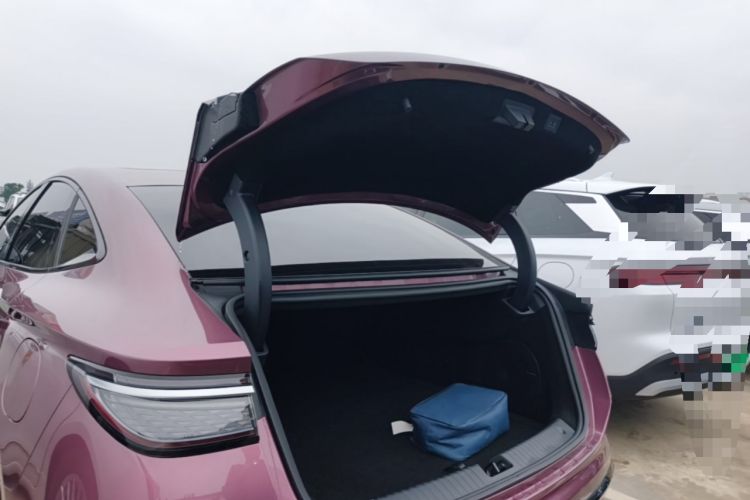Used BYD Seal 2024 HONOR Edition DM-i 1.5T 121km Prestige Model Trunk