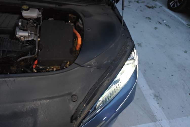 Used BYD Seal 2024 HONOR Edition DM-i 1.5L 121km Elite Model Engine Bay Left