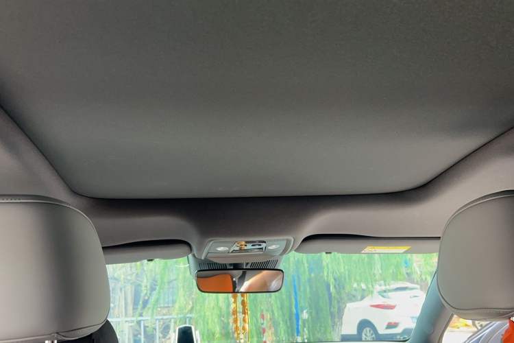 Used BYD Seal 2024 HONOR Edition DM-i 1.5L 121km Luxury Model Interior 5