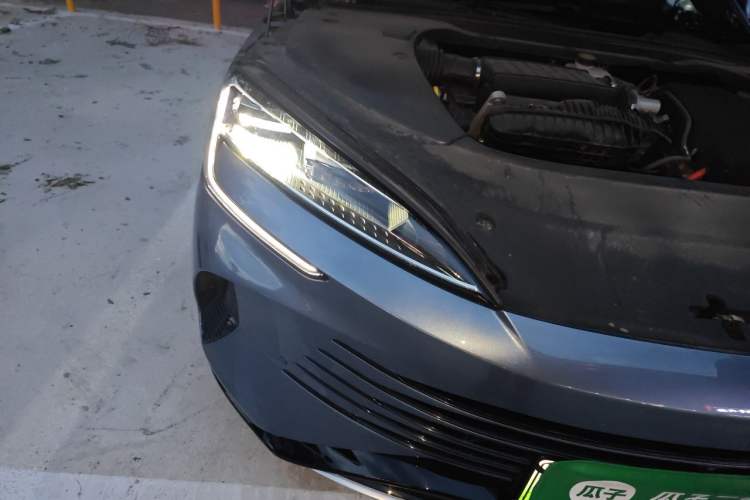 Used BYD Seal 2024 HONOR Edition DM-i 1.5L 121km Elite Model Right Front Headlight