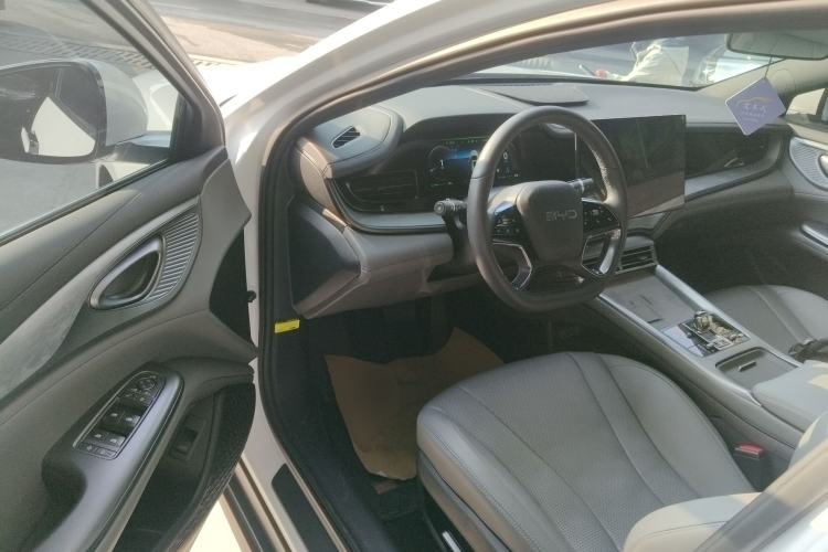 Used BYD Seal 2024 HONOR Edition DM-i 1.5L 121km Luxury Model Driver Seat