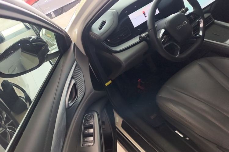 Used BYD Seal 2024 HONOR Edition DM-i 1.5L 121km Elite Model Driver Seat