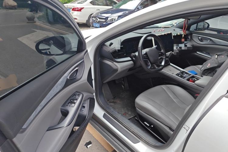 Used BYD Seal 2024 HONOR Edition DM-i 1.5L 121km Luxury Model Driver Seat