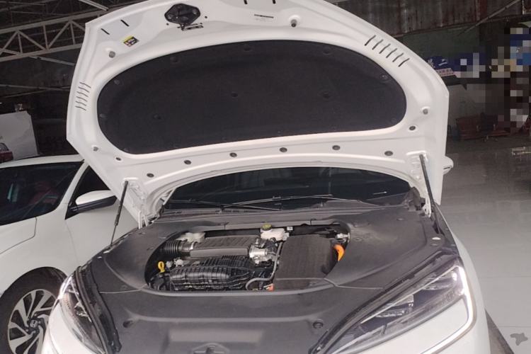 Used BYD Seal 2024 HONOR Edition DM-i 1.5L 121km Elite Model Engine Bay