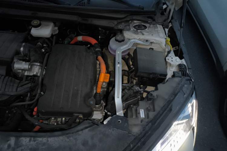 Used BYD Seal 2024 HONOR Edition DM-i 1.5L 121km Prestige Model Engine Bay Left