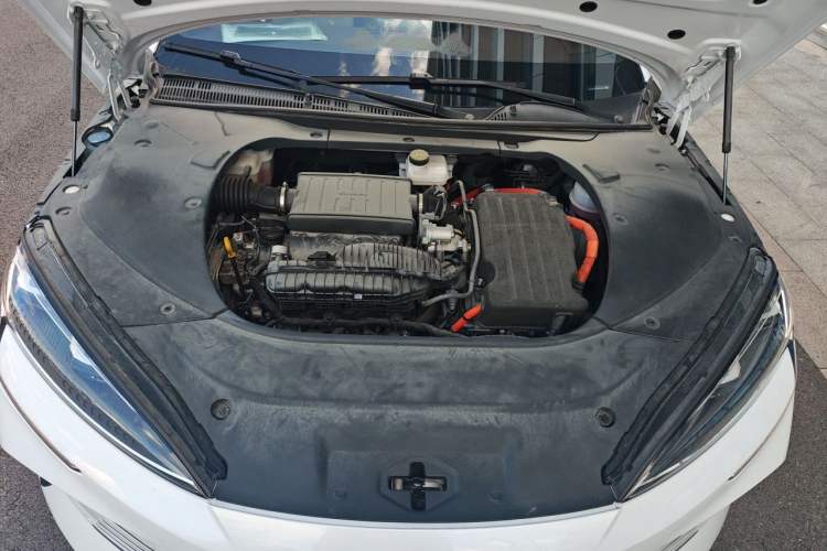 Used BYD Seal 2024 HONOR Edition DM-i 1.5L 121km Prestige Model Engine Bay