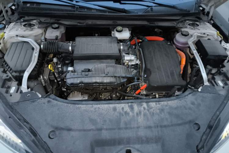 Used BYD Seal 2024 HONOR Edition DM-i 1.5L 121km Prestige Model Engine Bay
