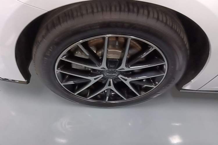 Used BYD Seal 2024 HONOR Edition DM-i 1.5L 121km Luxury Model Exterior 4