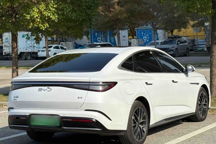 Used BYD Seal 2024 HONOR Edition DM-i 1.5L 121km Luxury Model Exterior 5