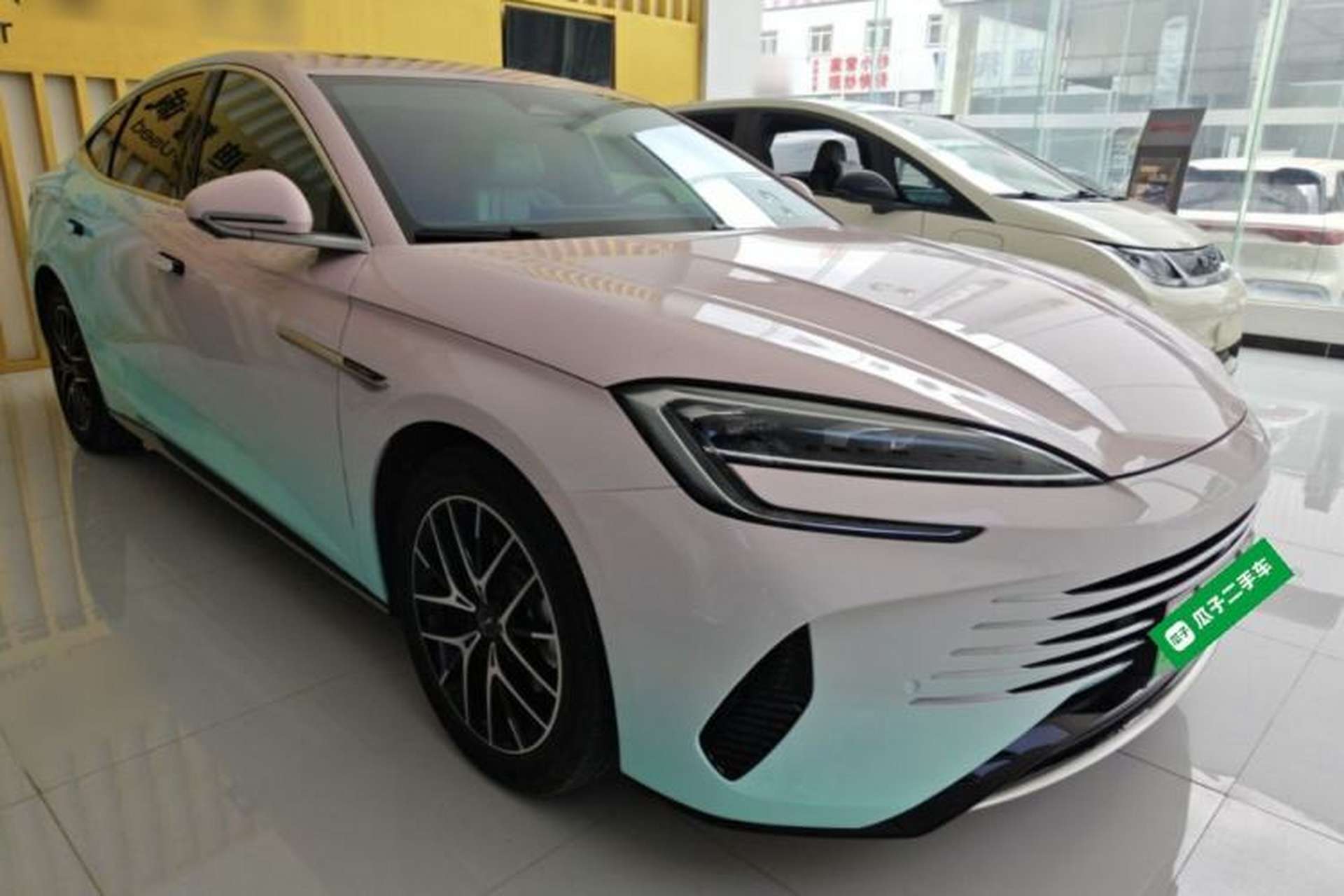 Used BYD Seal 2024 HONOR Edition DM-i 1.5L 121km Luxury Model Front Right 45 Deg