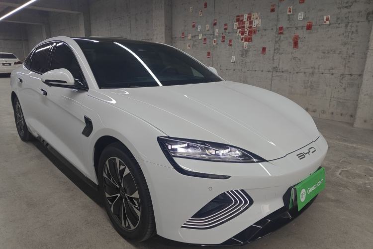 Used BYD Seal 2024 Honor Edition 550km Elite Model Front Right 45 Deg