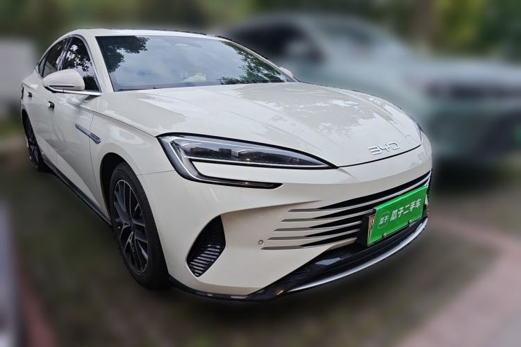 Used BYD Seal 2024 HONOR Edition DM-i 1.5L 121km Luxury Model Front Right 45 Deg