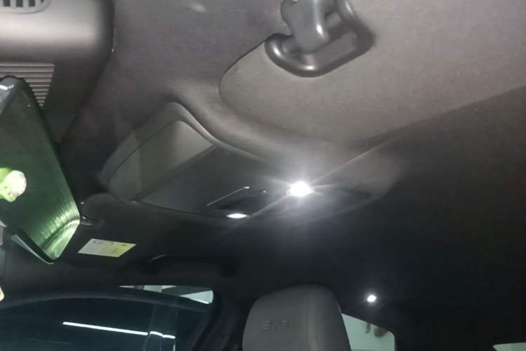 Used BYD Seal 2024 HONOR Edition DM-i 1.5L 121km Elite Model Headliner