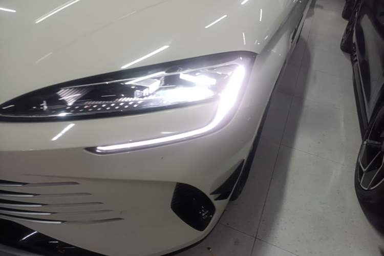 Used BYD Seal 2024 HONOR Edition DM-i 1.5L 121km Elite Model Left Front Headlight
