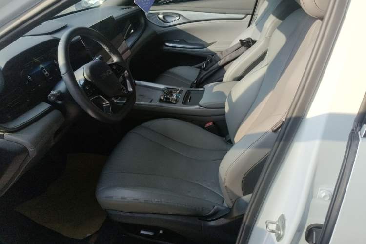 Used BYD Seal 2024 HONOR Edition DM-i 1.5L 121km Luxury Model Left Front Seat