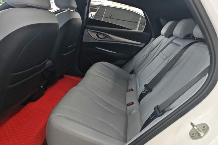 Used BYD Seal 2024 HONOR Edition DM-i 1.5L 121km Luxury Model Left Rear Seat