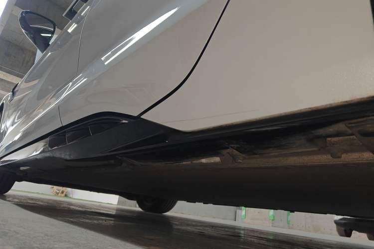 Used BYD Seal 2024 Honor Edition 550km Elite Model Left Side Sill