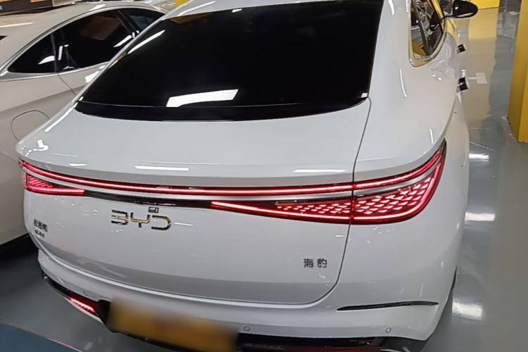 Used BYD Seal 2024 HONOR Edition DM-i 1.5L 121km Luxury Model Rear