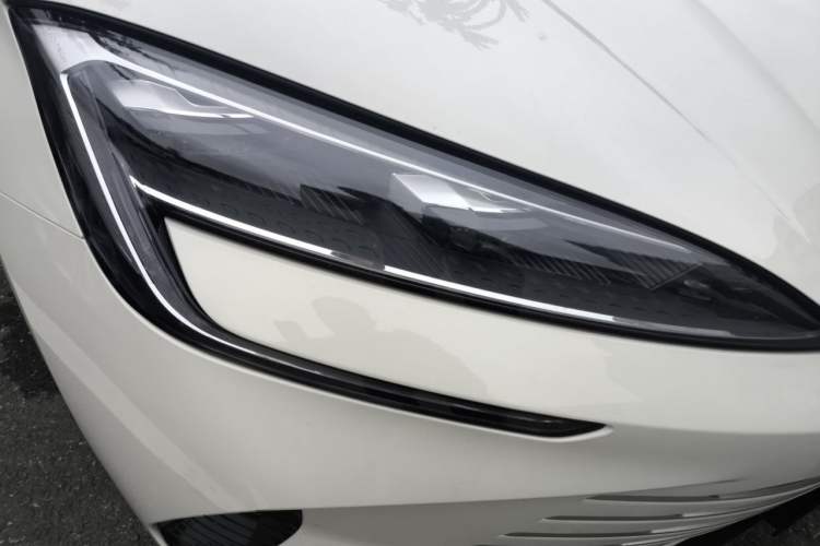 Used BYD Seal 2024 HONOR Edition DM-i 1.5L 121km Prestige Model Right Front Headlight
