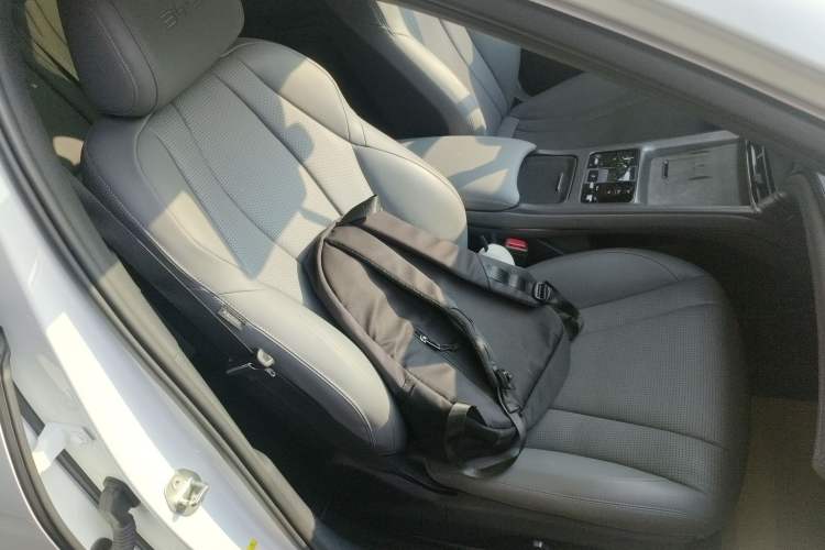 Used BYD Seal 2024 HONOR Edition DM-i 1.5L 121km Luxury Model Right Front Seat