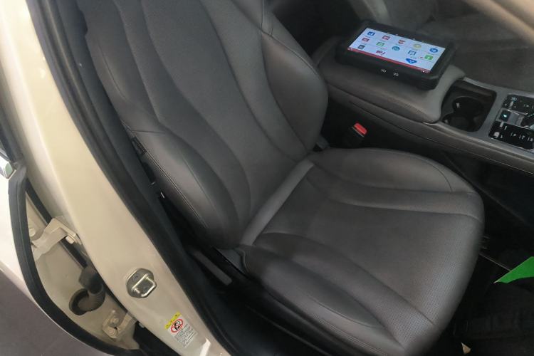 Used BYD Seal 2024 HONOR Edition DM-i 1.5L 121km Elite Model Right Front Seat