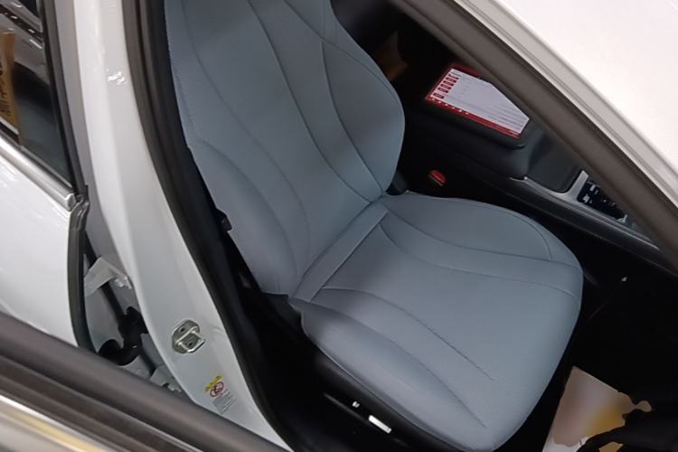 Used BYD Seal 2024 HONOR Edition DM-i 1.5L 121km Luxury Model Right Front Seat