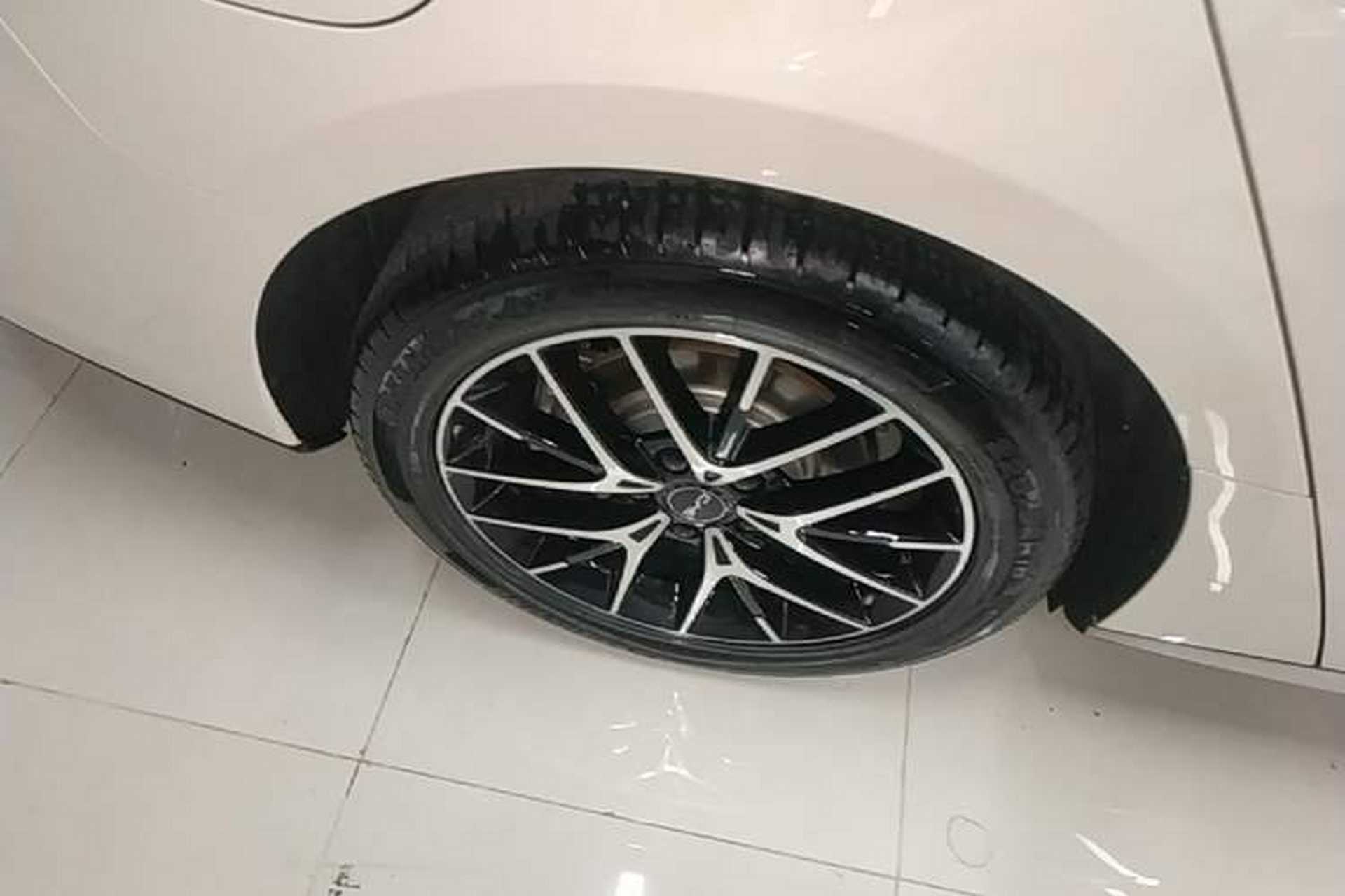 Used BYD Seal 2024 HONOR Edition DM-i 1.5L 121km Luxury Model Right Rear Wheel Hub