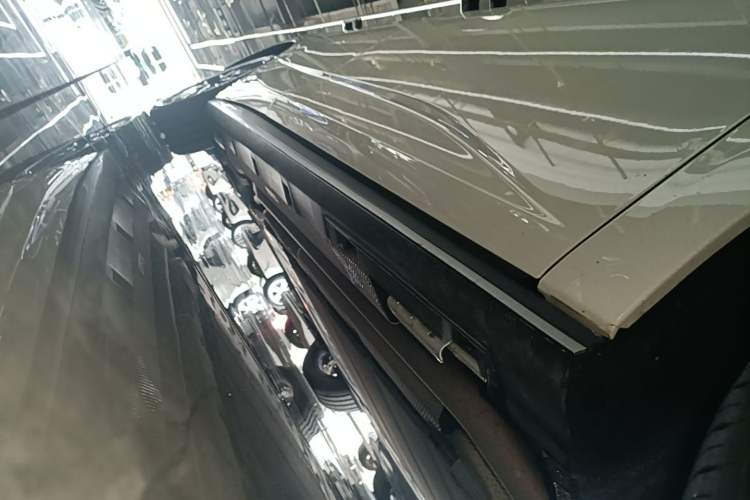 Used BYD Seal 2024 HONOR Edition DM-i 1.5L 121km Luxury Model Right Side Sill