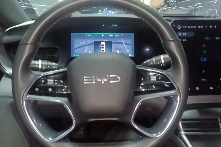 Used BYD Seal 2024 HONOR Edition DM-i 1.5L 121km Elite Model Steering Wheel