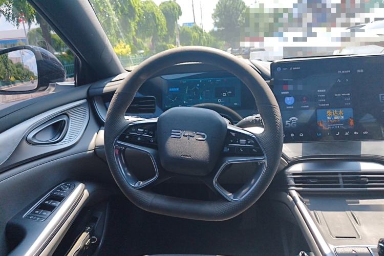 Used BYD Seal 2024 HONOR Edition DM-i 1.5L 121km Luxury Model Steering Wheel