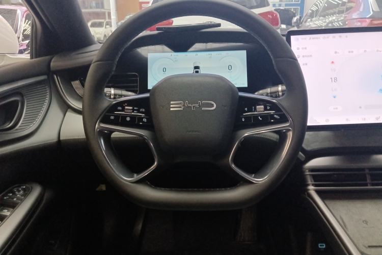 Used BYD Seal 2024 HONOR Edition DM-i 1.5L 121km Luxury Model Steering Wheel