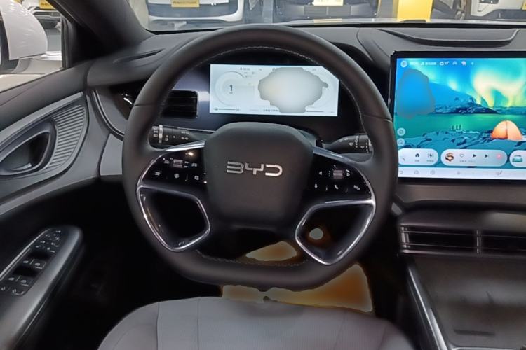 Used BYD Seal 2024 HONOR Edition DM-i 1.5L 121km Luxury Model Steering Wheel