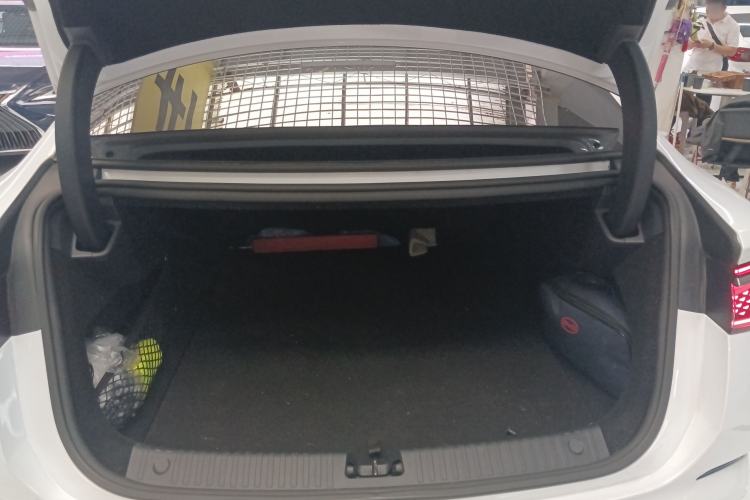 Used BYD Seal 2024 HONOR Edition DM-i 1.5L 121km Luxury Model Trunk