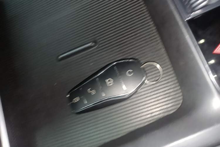Used BYD Seal 2024 HONOR Edition DM-i 1.5L 121km Elite Model Vehicle Key