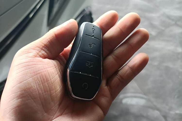 Used BYD Seal 2024 HONOR Edition DM-i 1.5L 121km Luxury Model Vehicle Key