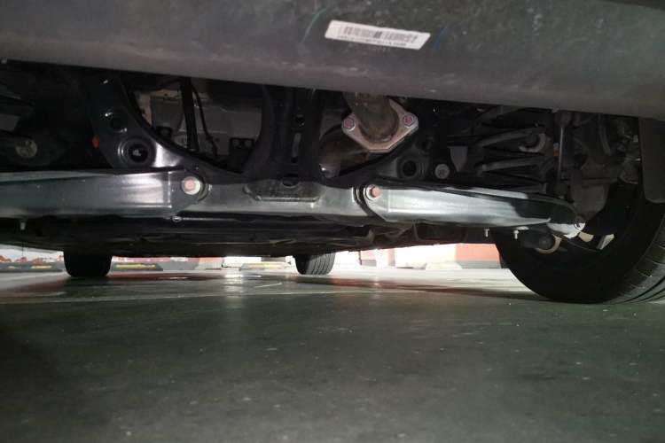 Used BYD Seal 2024 HONOR Edition DM-i 1.5T 121km Flagship Model Chassis Rear