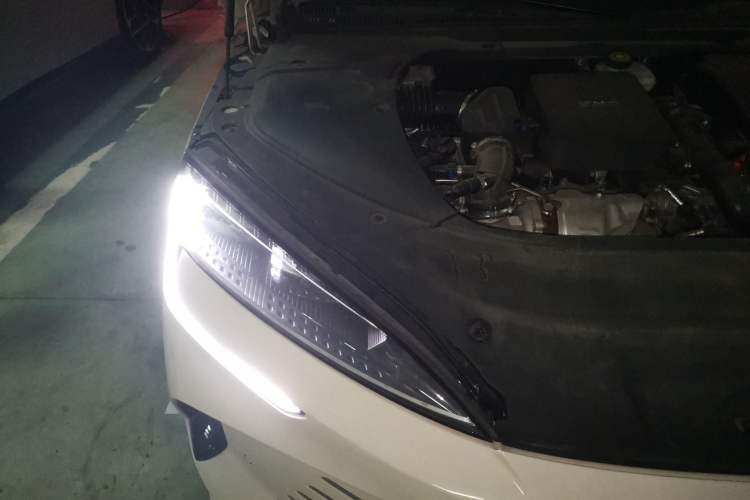 Used BYD Seal 2024 HONOR Edition DM-i 1.5T 121km Flagship Model Engine Bay Right