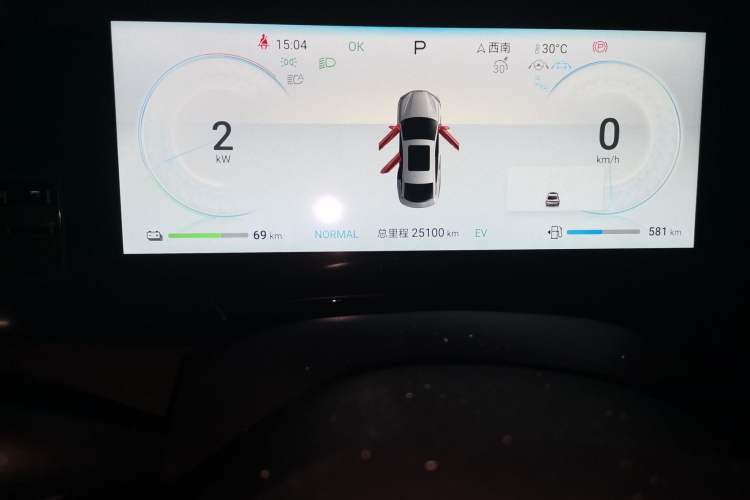 Used BYD Seal 2024 HONOR Edition DM-i 1.5T 121km Flagship Model Odometer Close Up