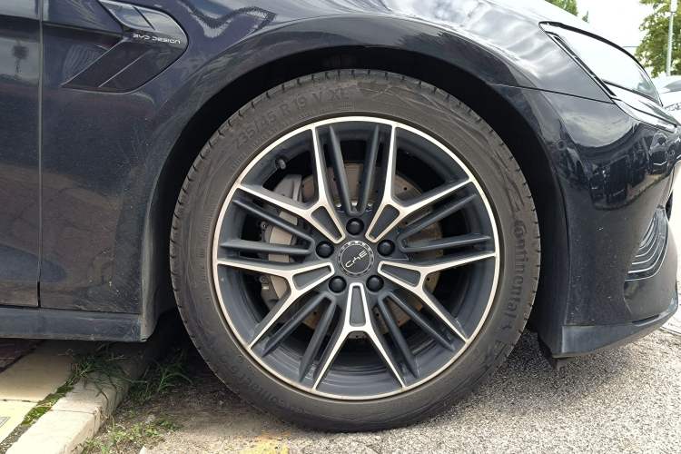 Used BYD Seal 2025 650 Long-Range Version Exterior 6
