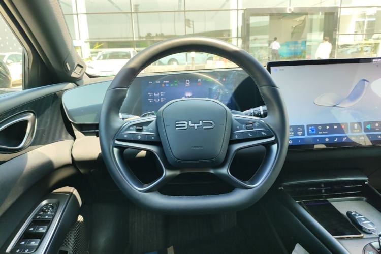 Used BYD Seal 2025 Revised Version 650 Intelligent Driving Edition Steering Wheel