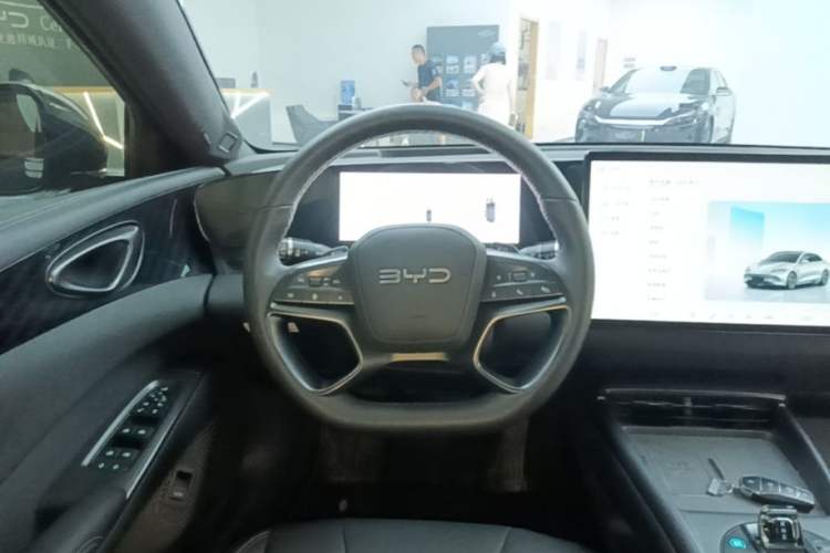 Used BYD Seal 2025 Revised Version 650 Intelligent Driving Edition Steering Wheel