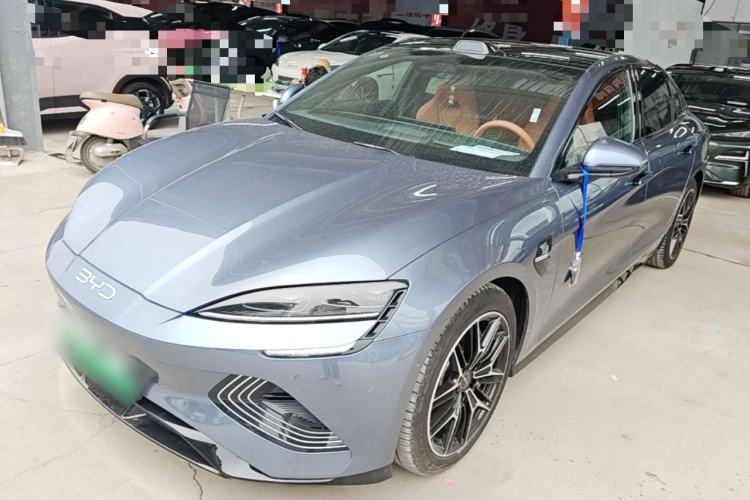 BYD Seal 2025 650 Intelligent Driving Version