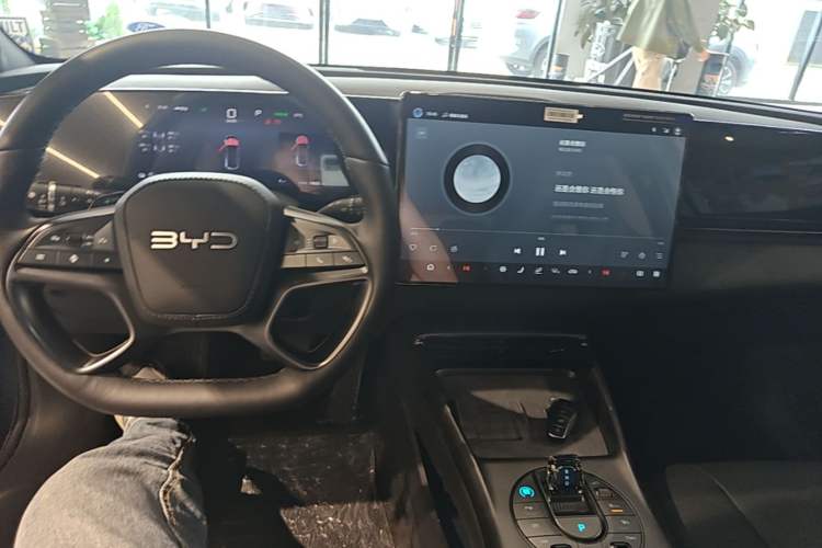 Used BYD Seal 2025 510 Smart Navigation Version Center Console