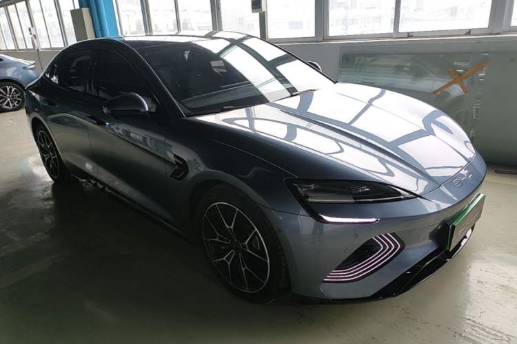 Used BYD Seal 2025 650 Zhihang Edition Front Right 45 Deg
