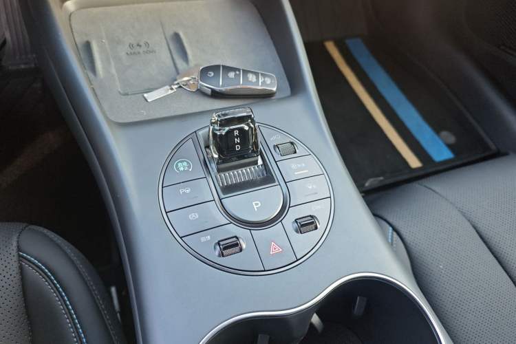 Used BYD Seal 2025 650 Intelligent Driving Version Gear Lever