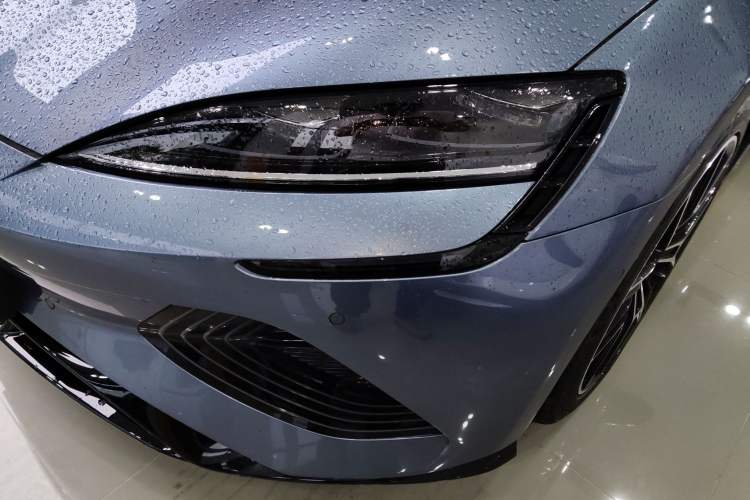 Used BYD Seal 2025 Restyled 600 Four-Wheel Drive Intelligent Driving Version Left Front Headlight