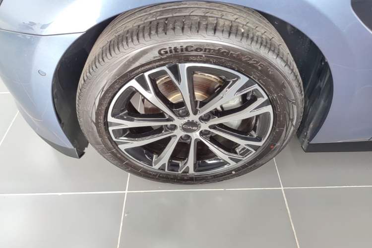 Used BYD Seal 2025 510 Smart Navigation Version Left Front Wheel Hub