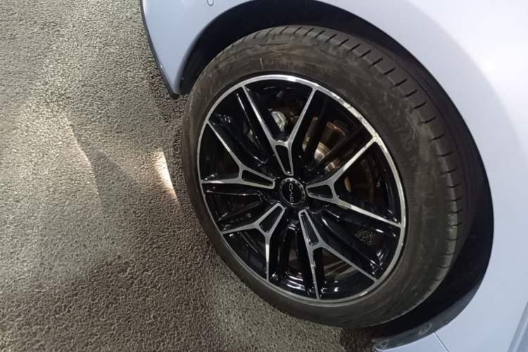 Used BYD Seal 2025 650 Long-Range Version Right Rear Wheel Hub