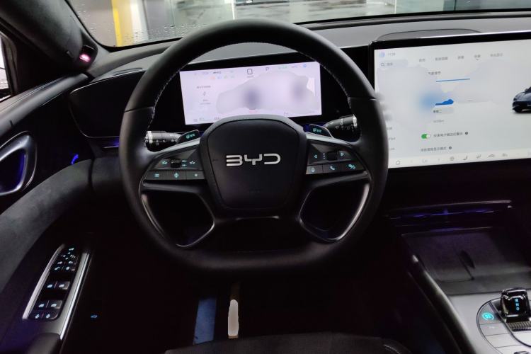 Used BYD Seal 2025 Restyled 600 Four-Wheel Drive Intelligent Driving Version Steering Wheel